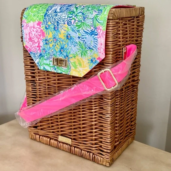 🎀Lilly Pulitzer Wine / Beverage Basket🎀 - Picture 2 of 14